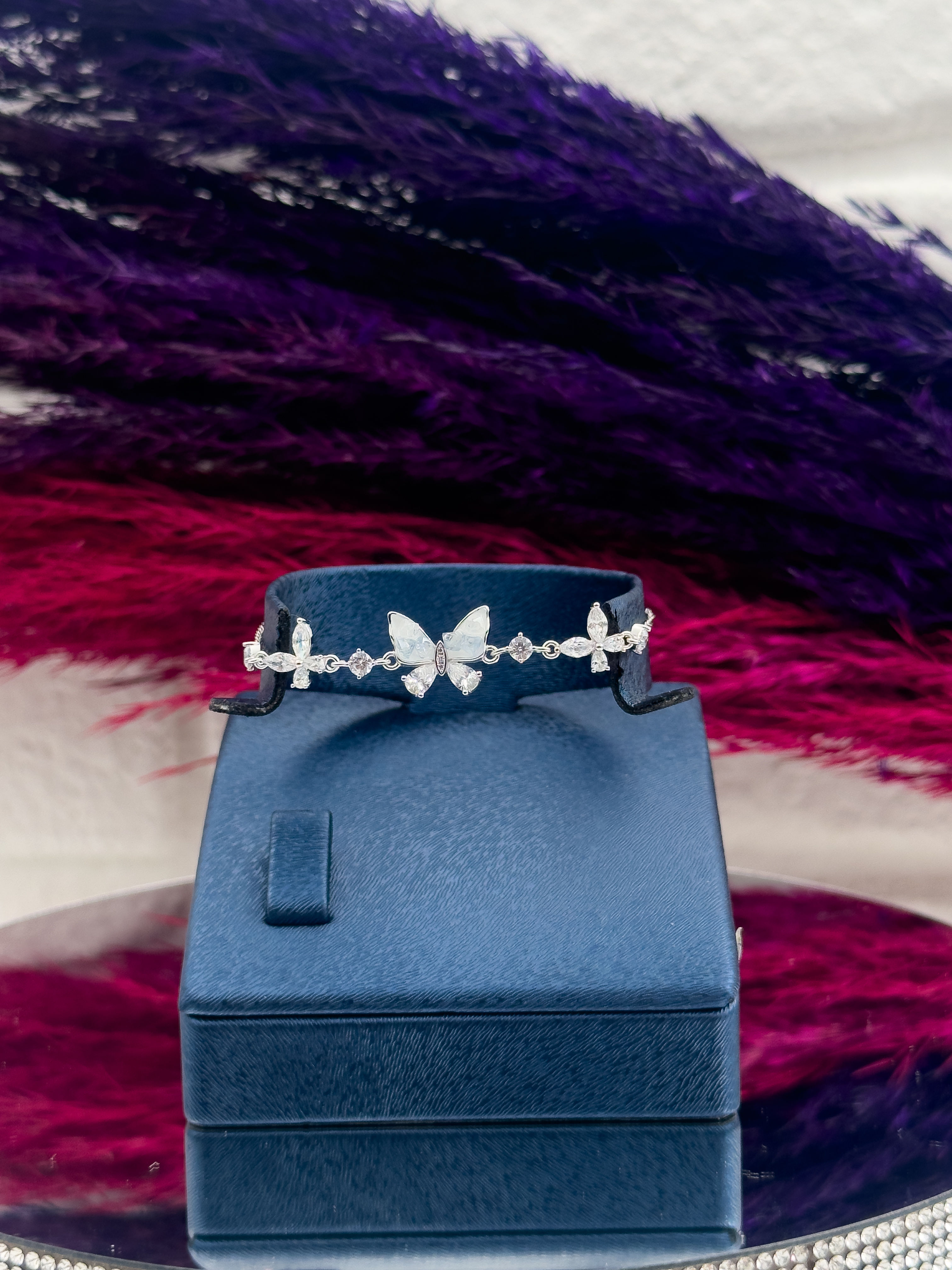 925 Ayar Gümüş Mineli Kelebek Desenli Popüler Kadın Bileklik