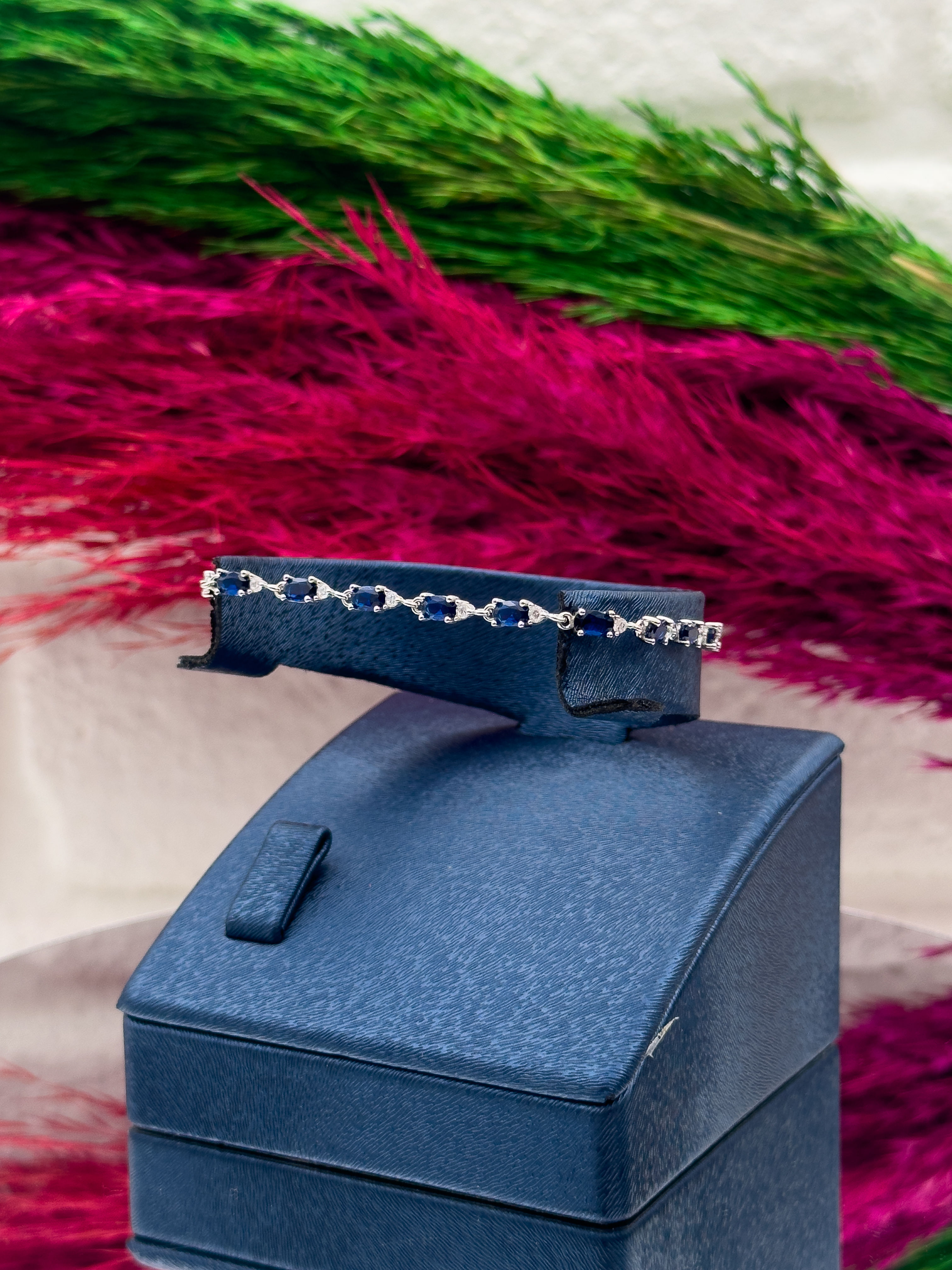 925 Ayar Gümüş Safir Taşlı Su Yolu Desenli Popüler Kadın Bileklik