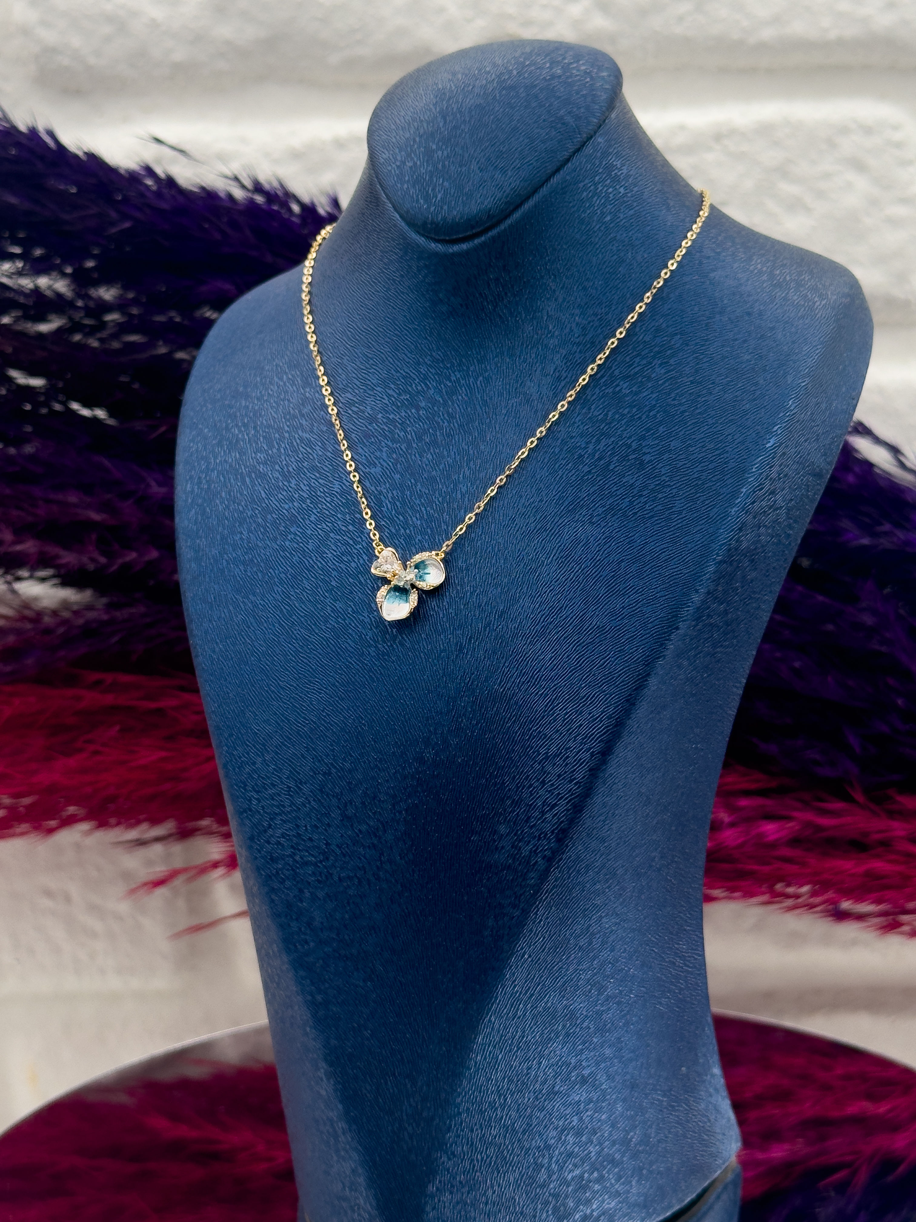 925 Ayar Gümüş Özel Tasarım Gold Renk Trend Kadın Kolye