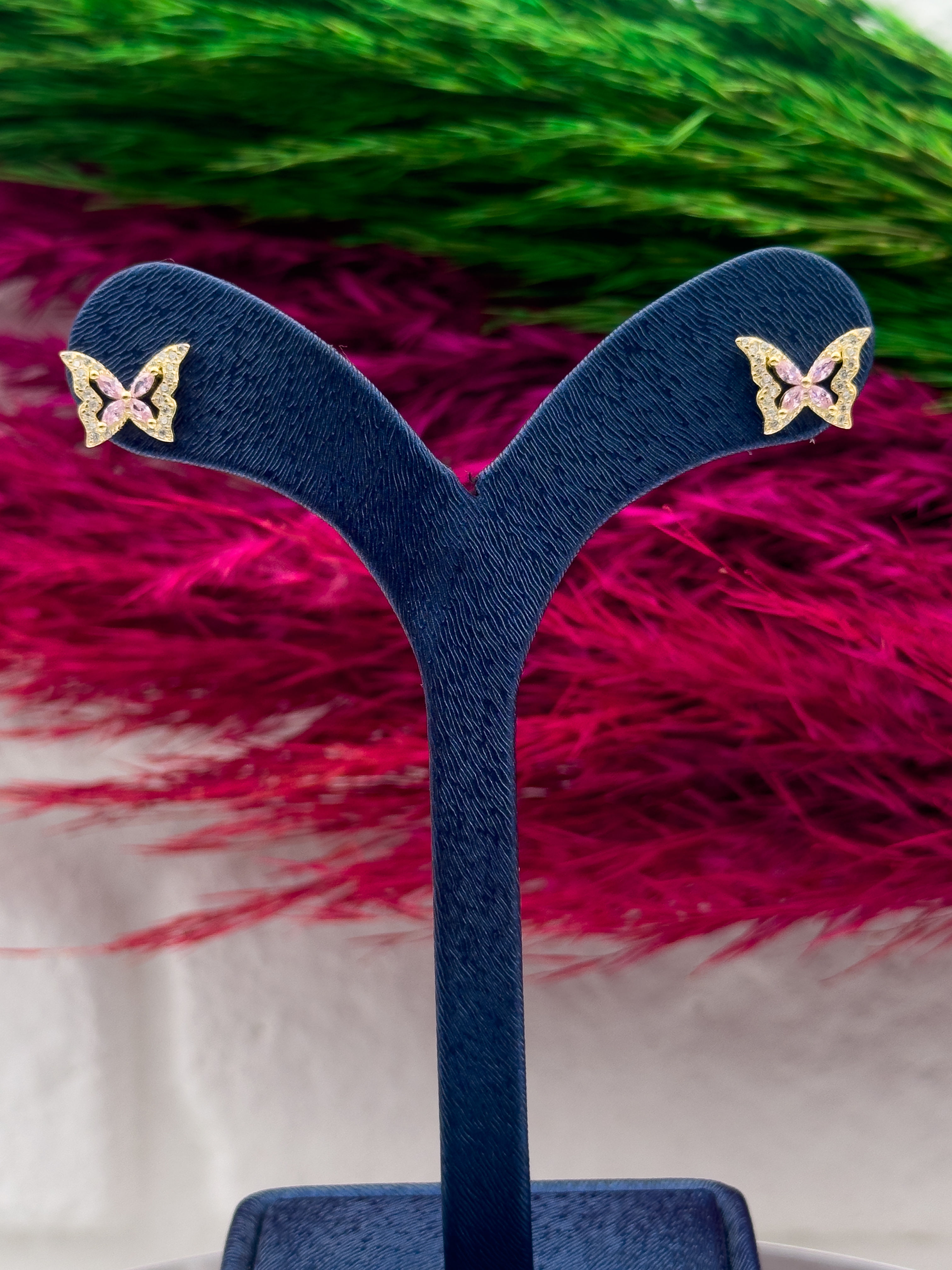 925 Ayar Gümüş Özel Tasarım Gold Renk Kelebek Modeli Trend Kadın Küpe