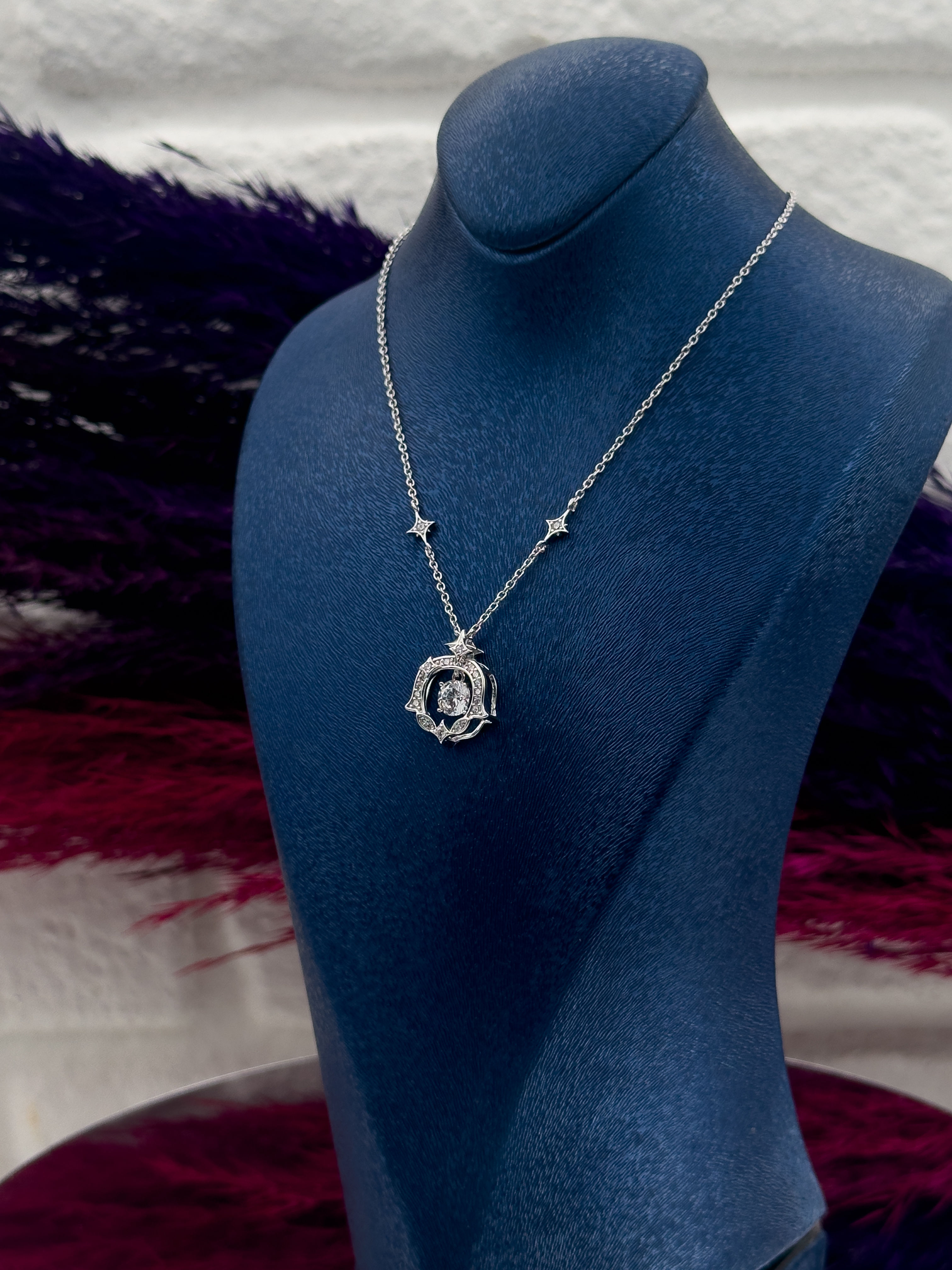 925 Ayar Gümüş Özel Tasarım Kuzey Yıldızı Modeli Zarif Kadın Kolye