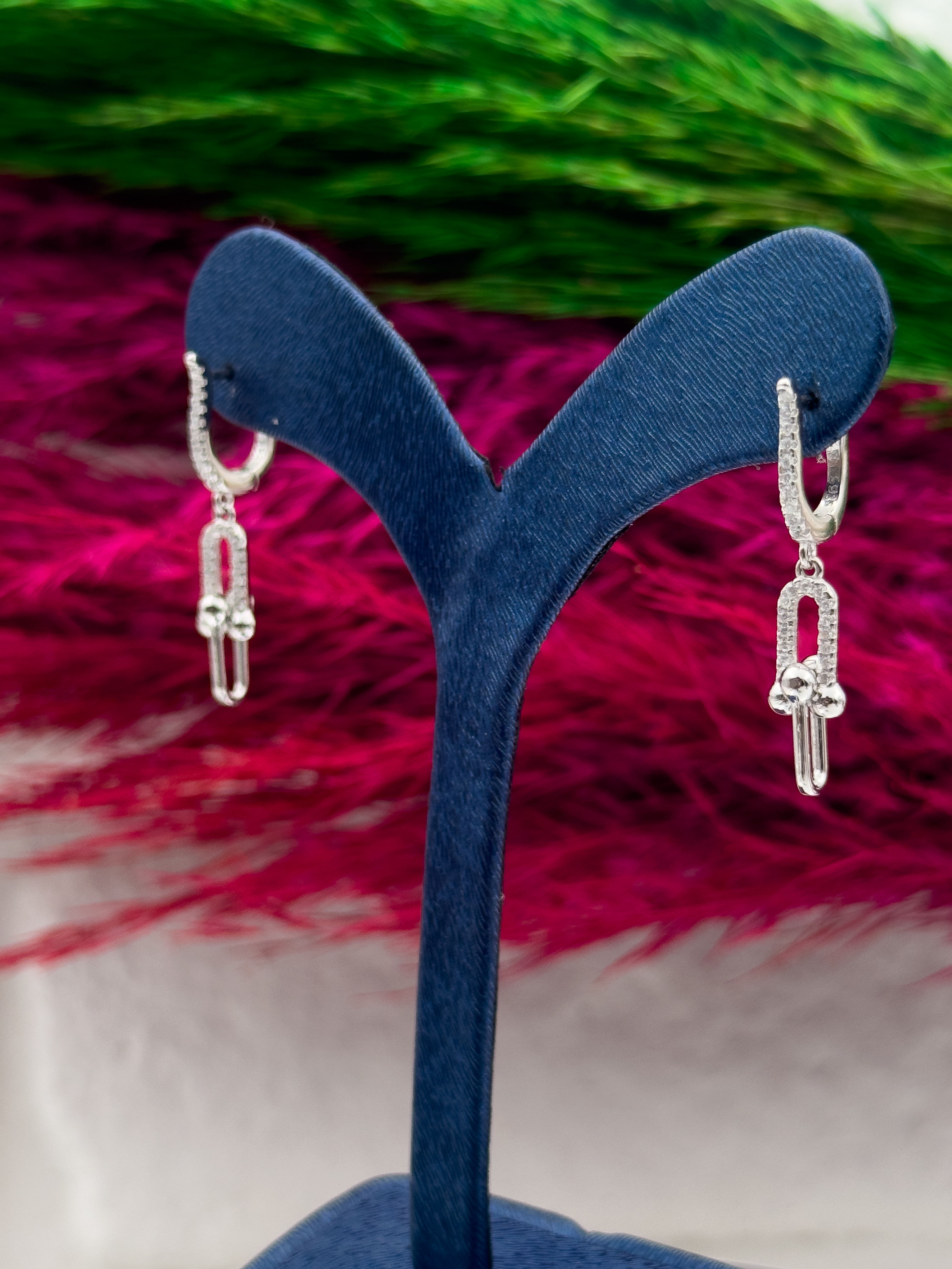 925 Ayar Gümüş Özel Tasarım Ataç Modeli Popüler Kadın Küpe