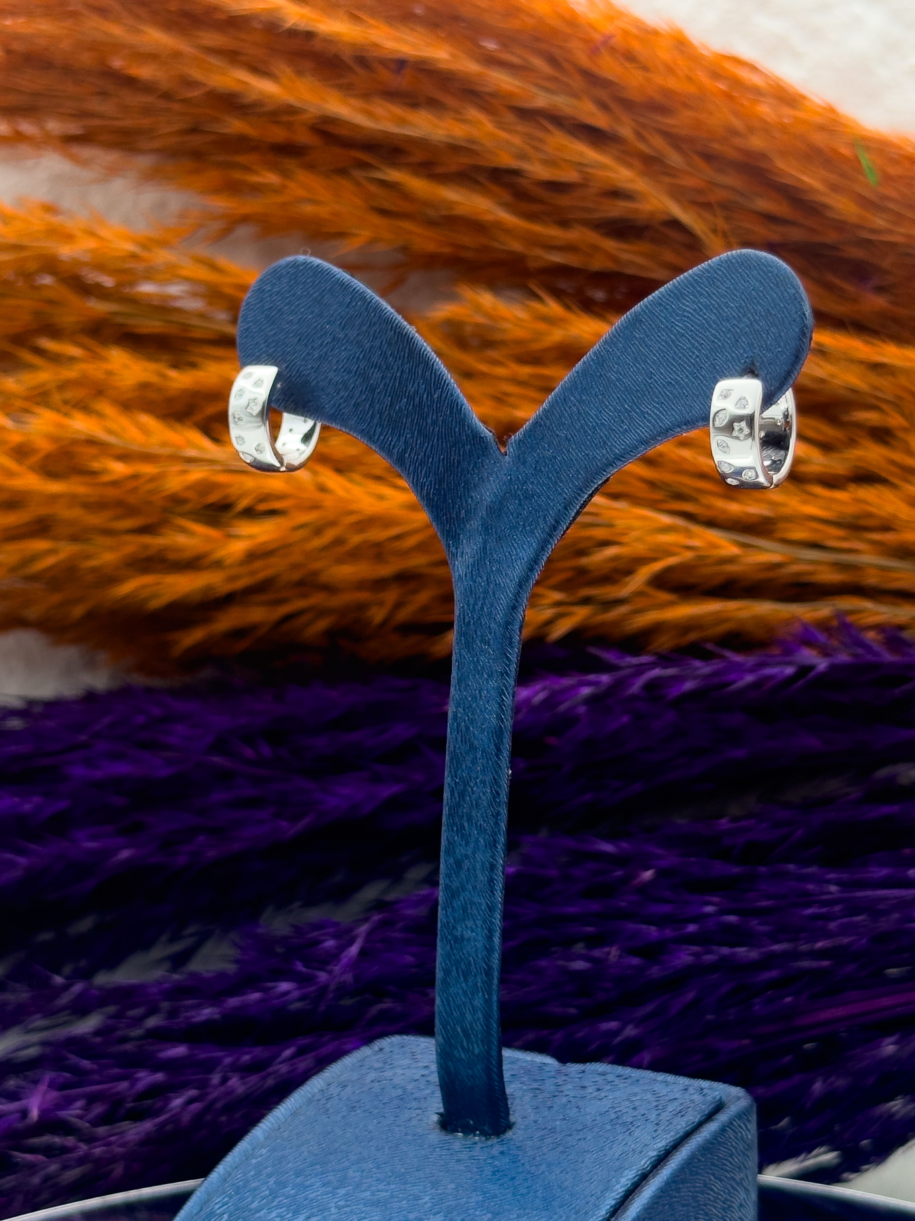 925 Ayar Gümüş Yıldız Detaylı Halka Modeli Lüks Kadın Küpe