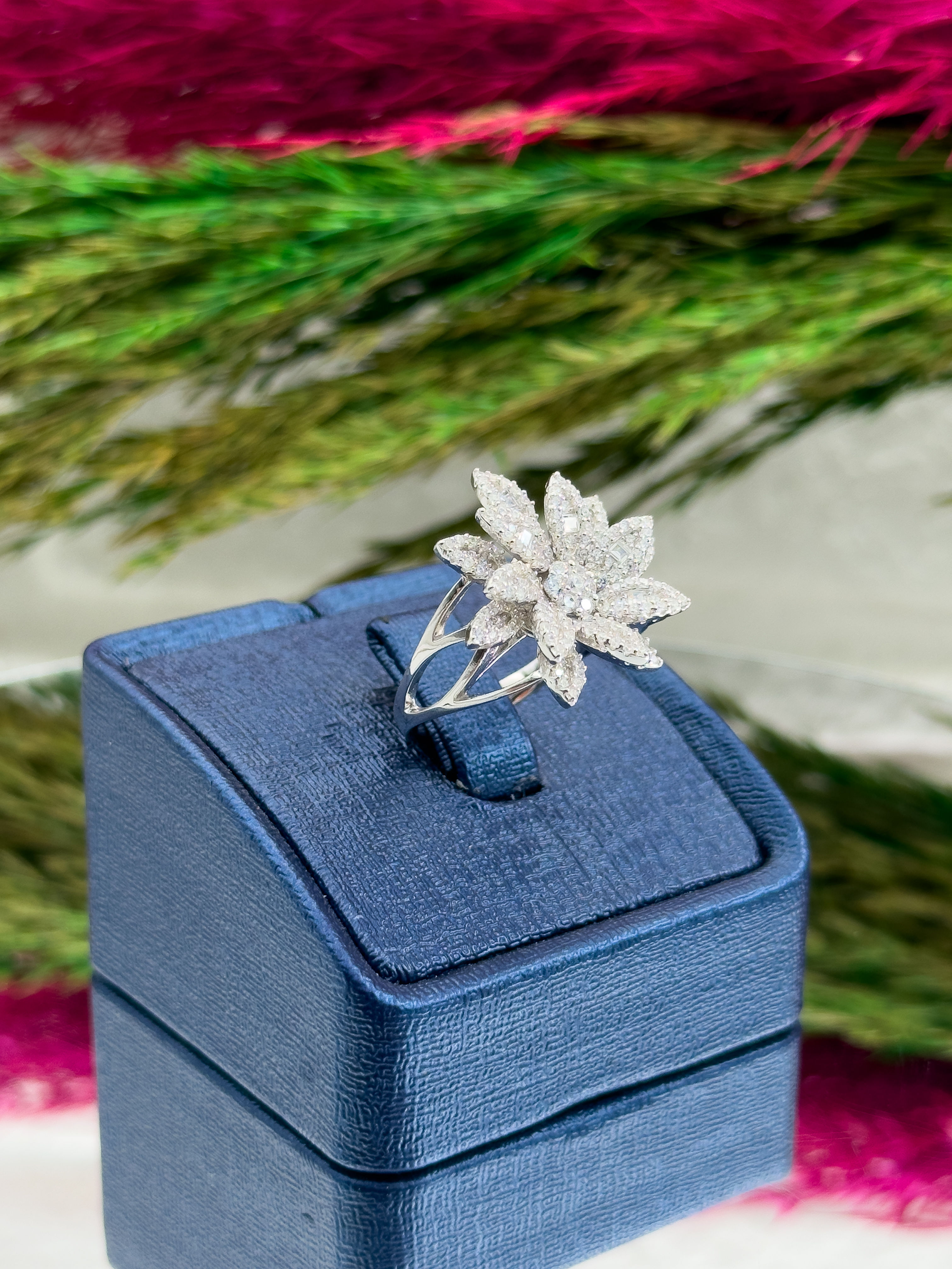 925 Ayar Gümüş Pırlanta Montürlü Özel Tasarım Kadın Yüzük