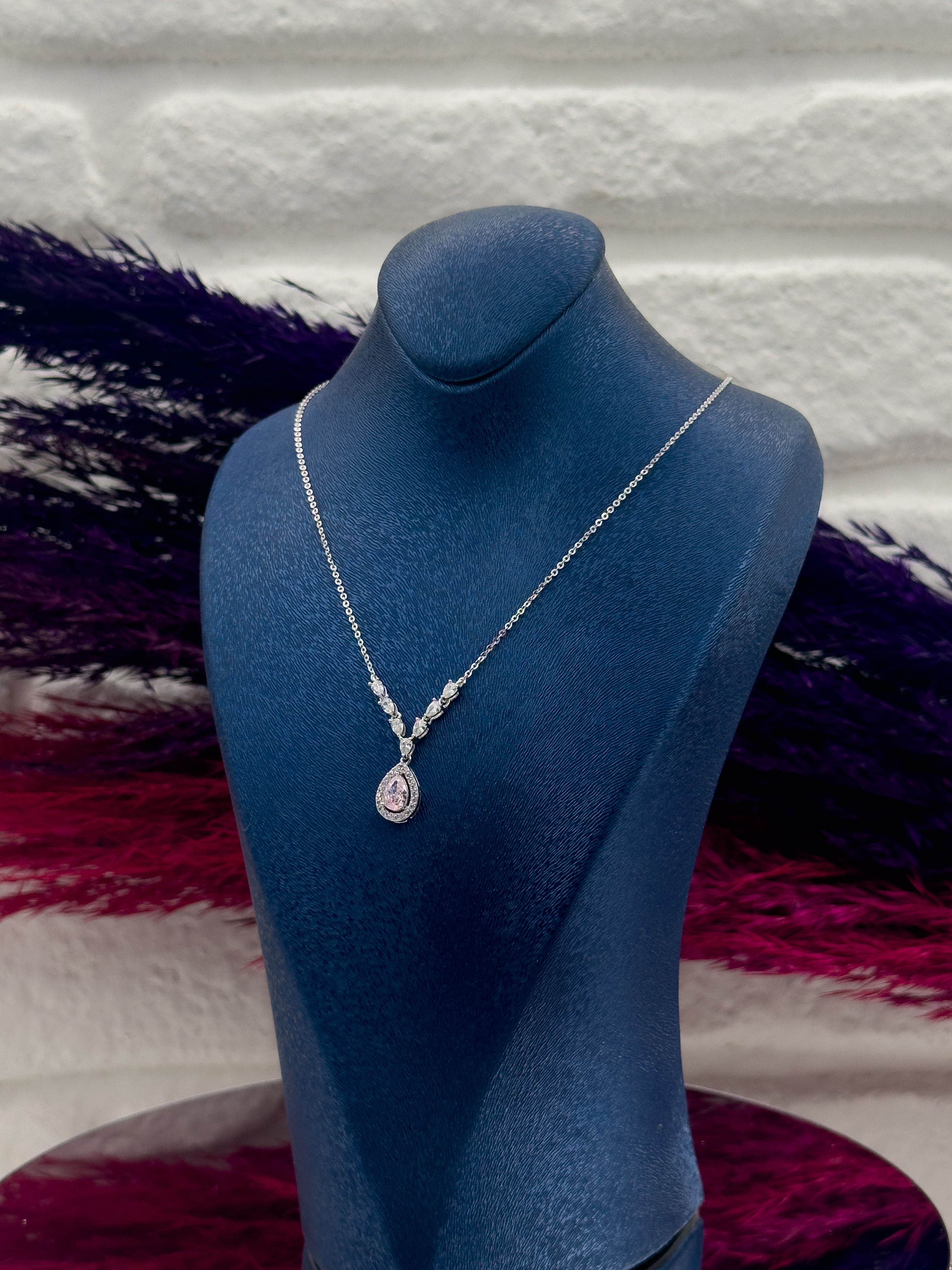 925 Ayar Gümüş Pembe Kuvars Taşlı Özel Tasarım Lüks Kadın Kolye