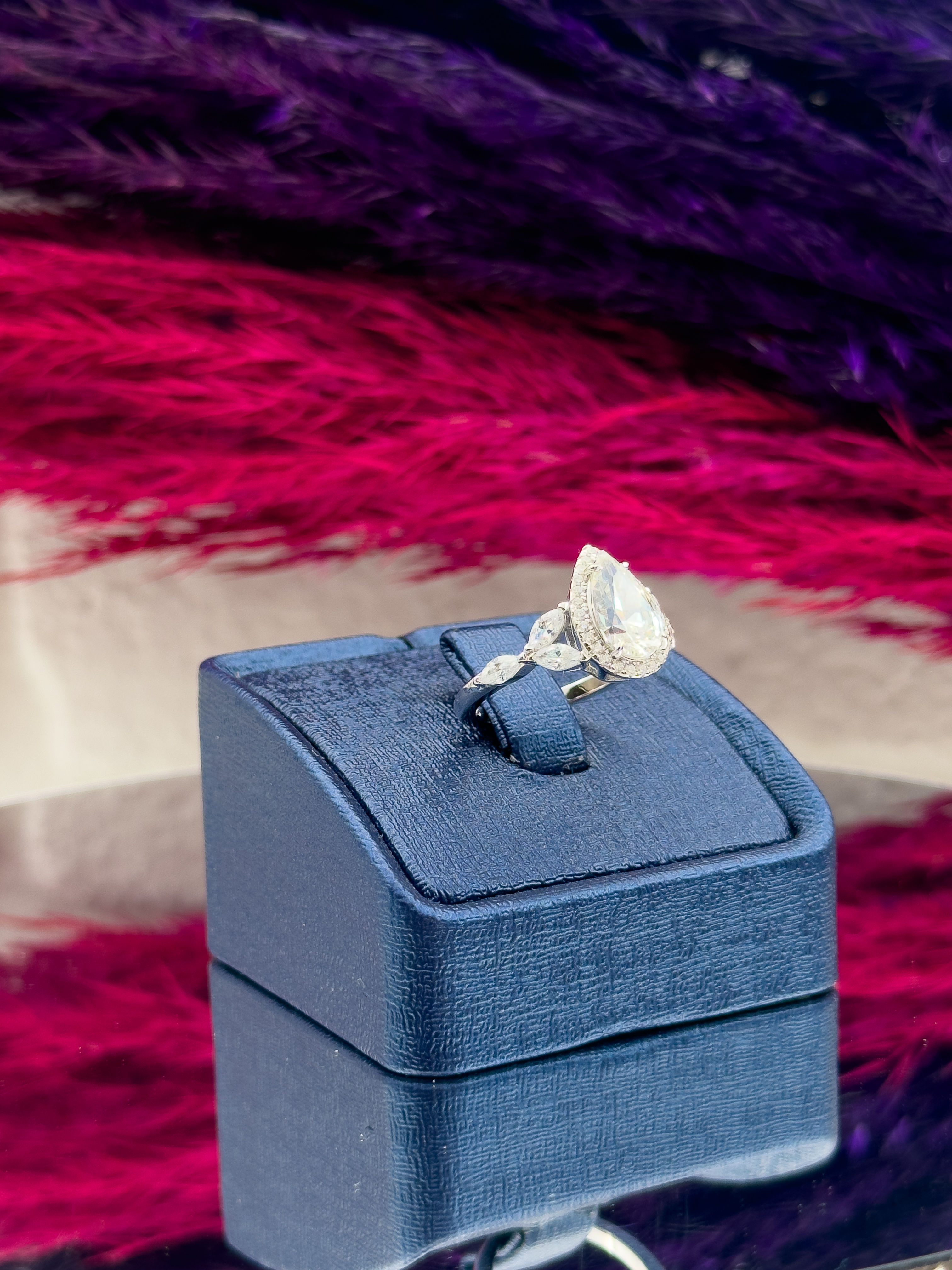 925 Ayar Gümüş Damla Taşlı Özel Tasarım Zarif Kadın Yüzük