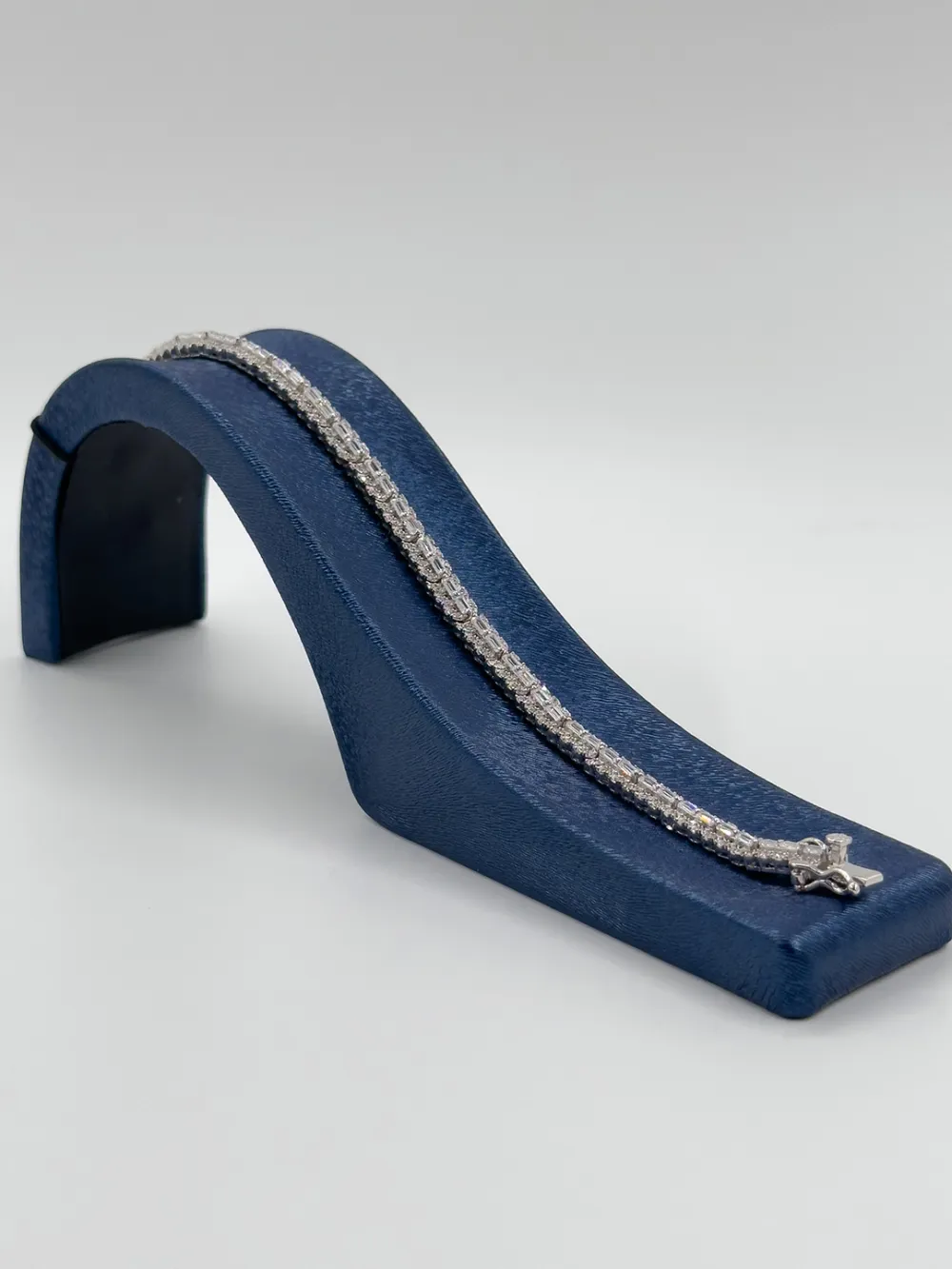 Pırlanta Montür Özel Kadın Gümüş Bileklik