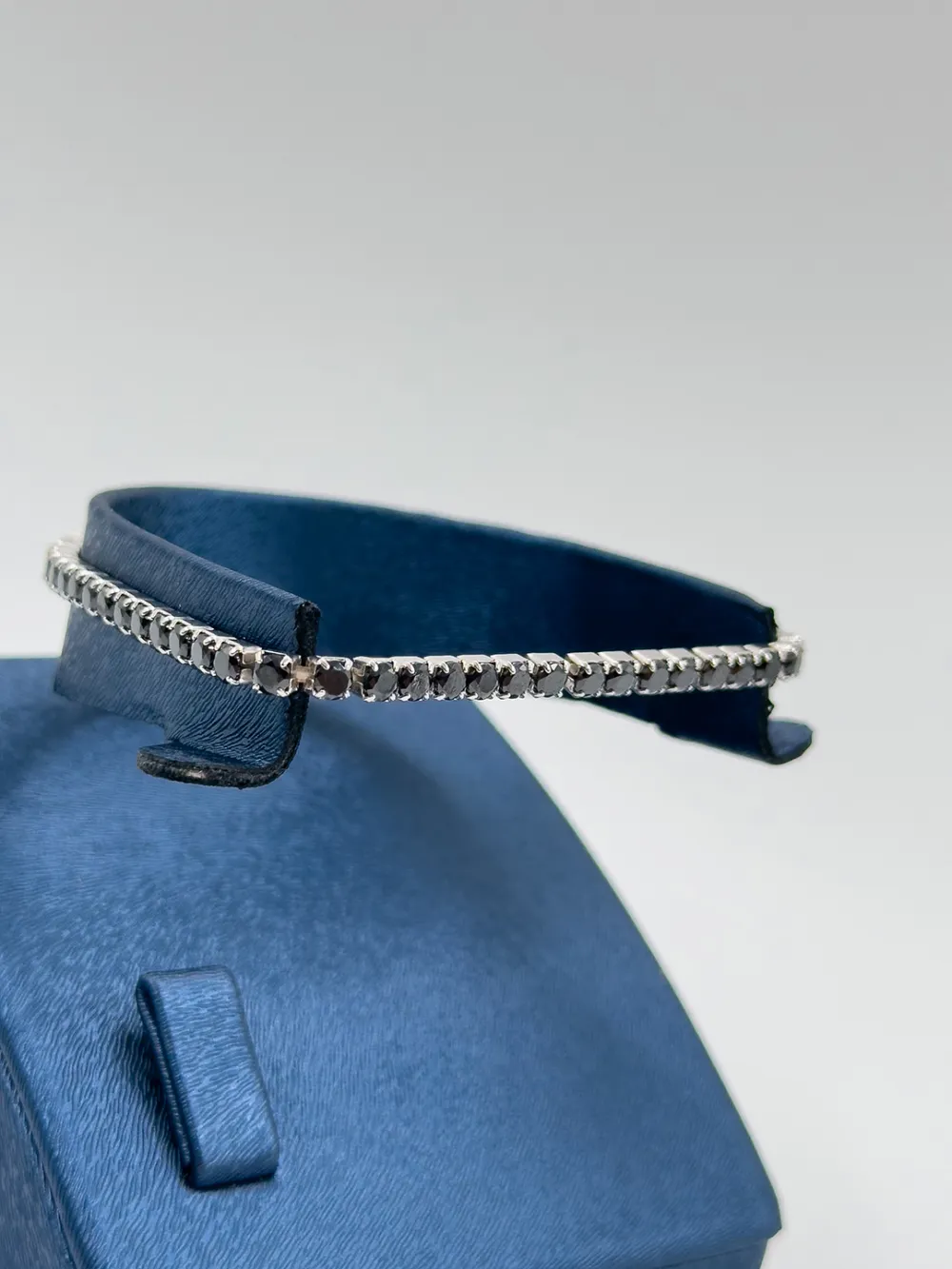 Misinalı Esnek Onix Taşlı Kadın Gümüş Bileklik