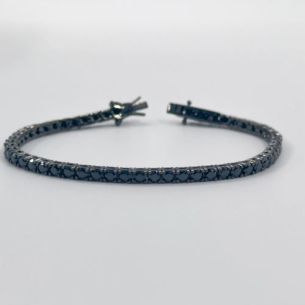 925 Ayar Gümüş Onix Taşlı Siyah Rodajlı Su Yolu Desenli 3MM Popüler Kadın Bileklik