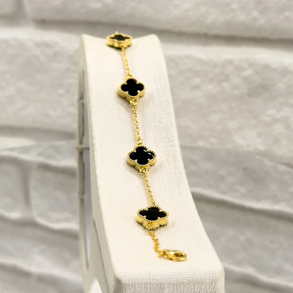 Gold Renk Onix Taşlı Yonca Gümüş Bileklik