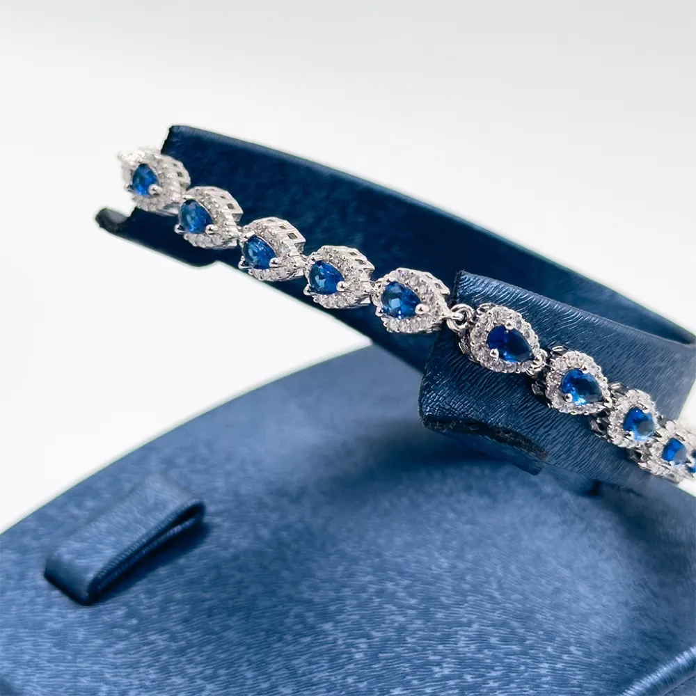 Safir Taşlı Damla Model Gümüş Bileklik