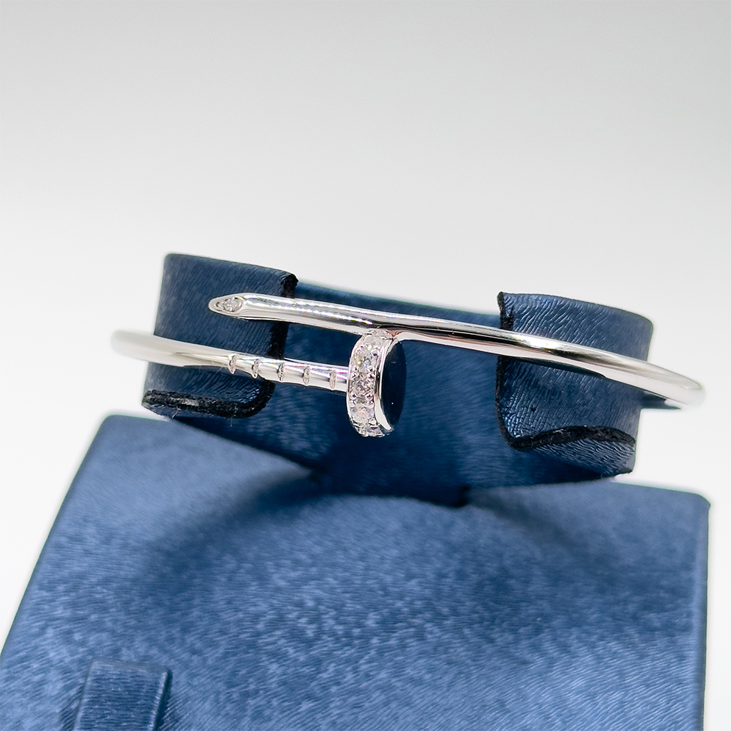 Cartier Model Kelepçe Gümüş Bileklik