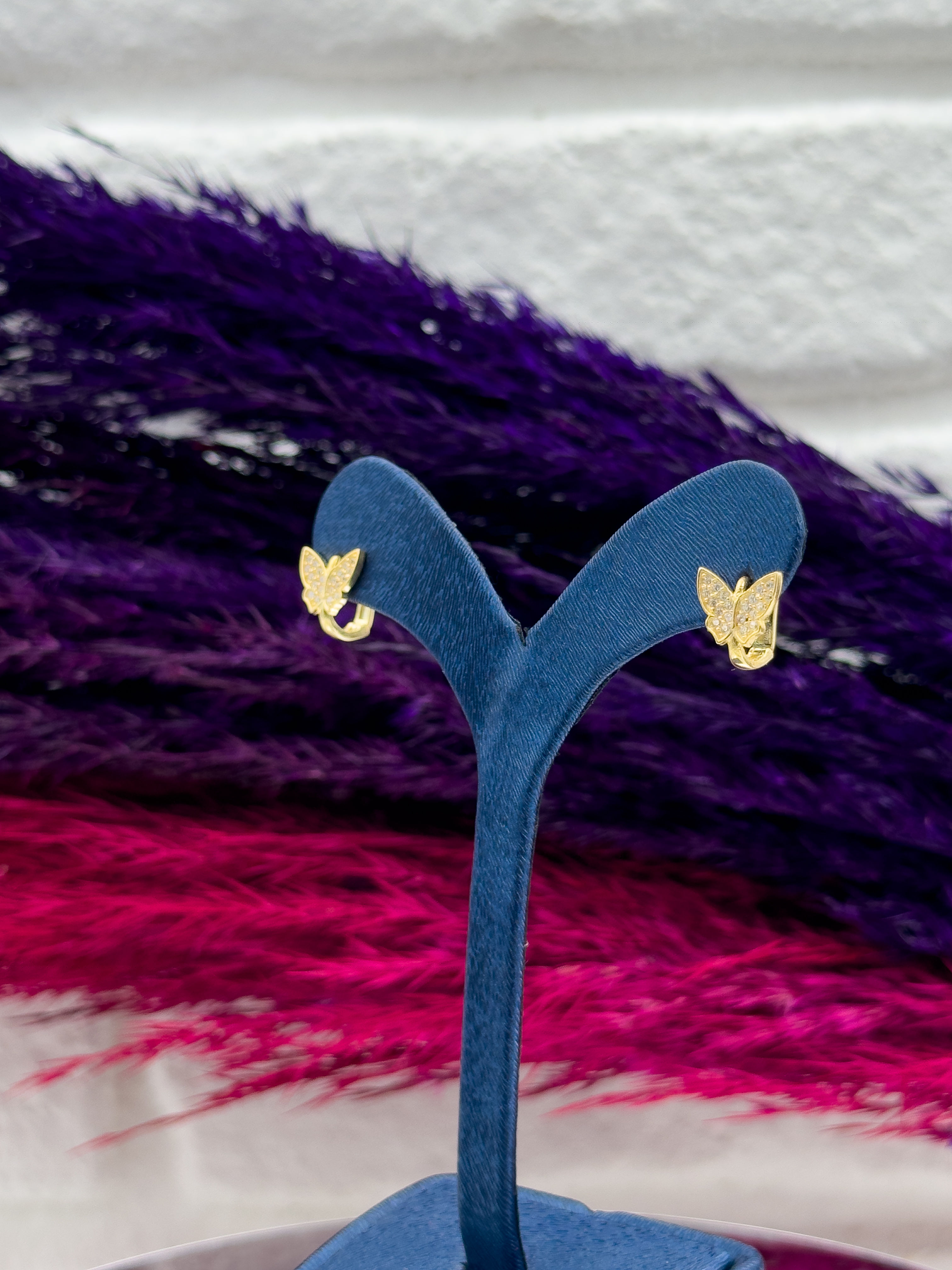 925 Ayar Gümüş Gold Renk Kelebek Tasarımlı Zarif Kız Çocuk Küpesi