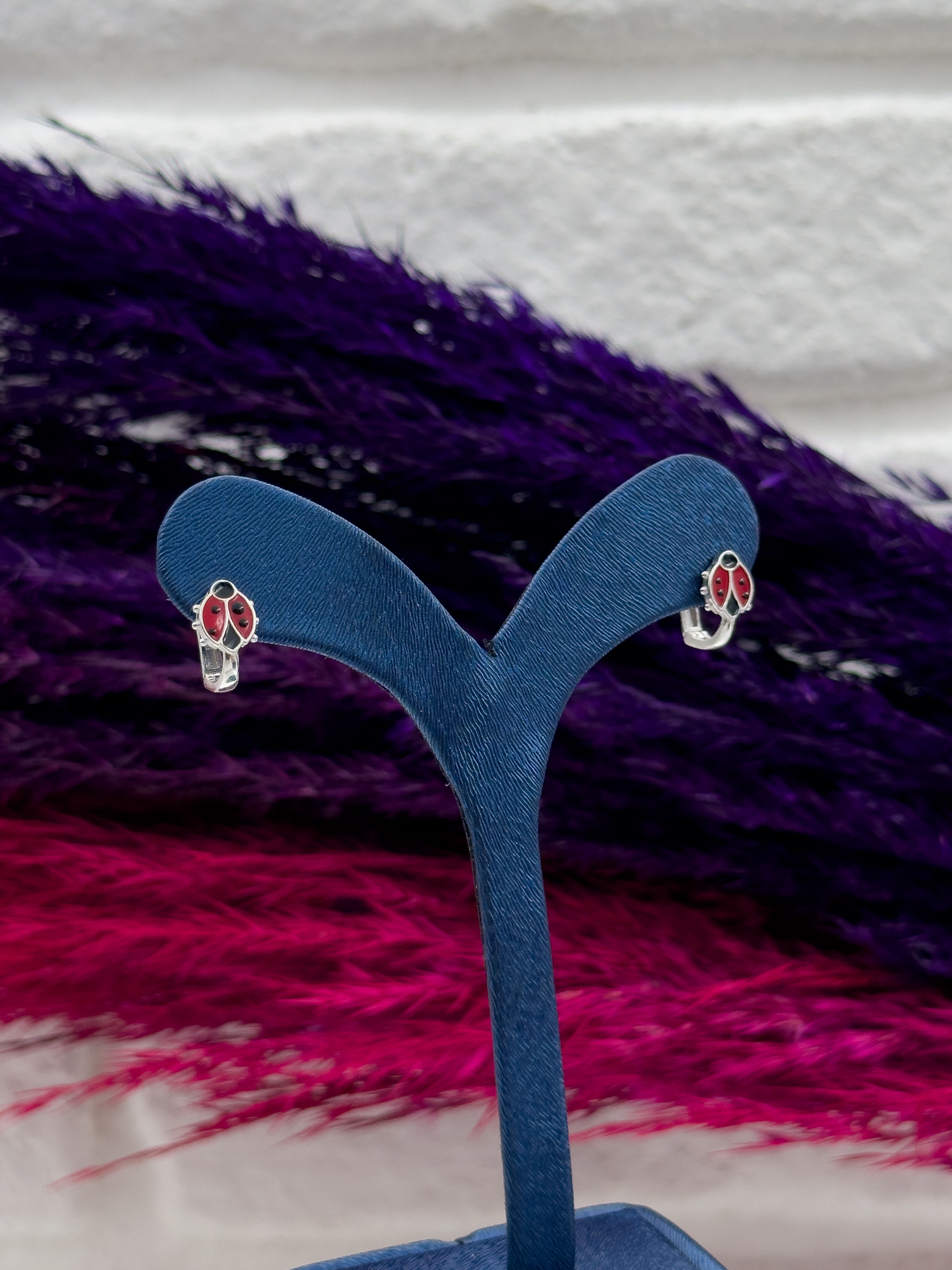 925 Ayar Gümüş Uğur Böcekli Zarif Kız Çocuk Küpesi