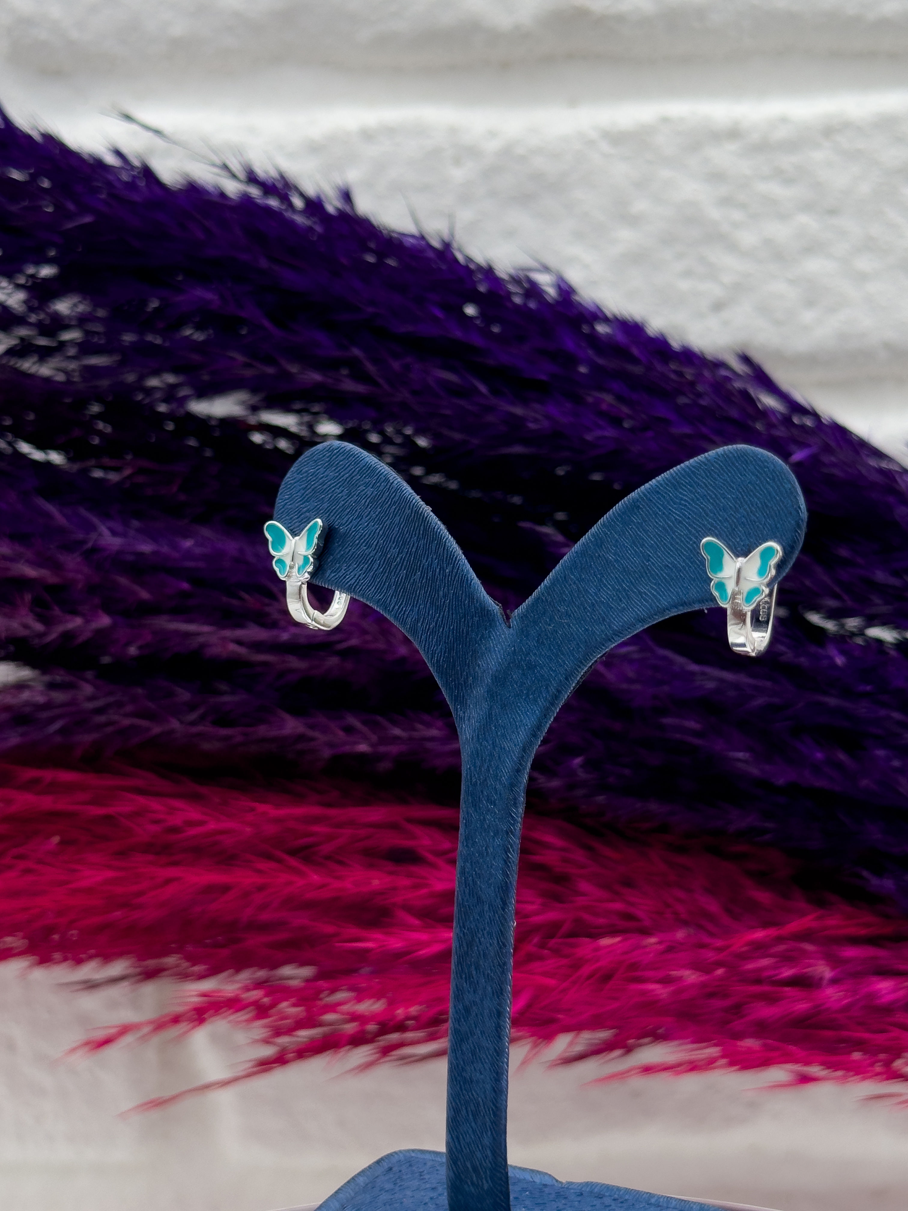 925 Ayar Gümüş Mineli Kelebek Tasarım Çocuk Küpesi – Kız Çocuklar İçin Zarif Gümüş Küpe