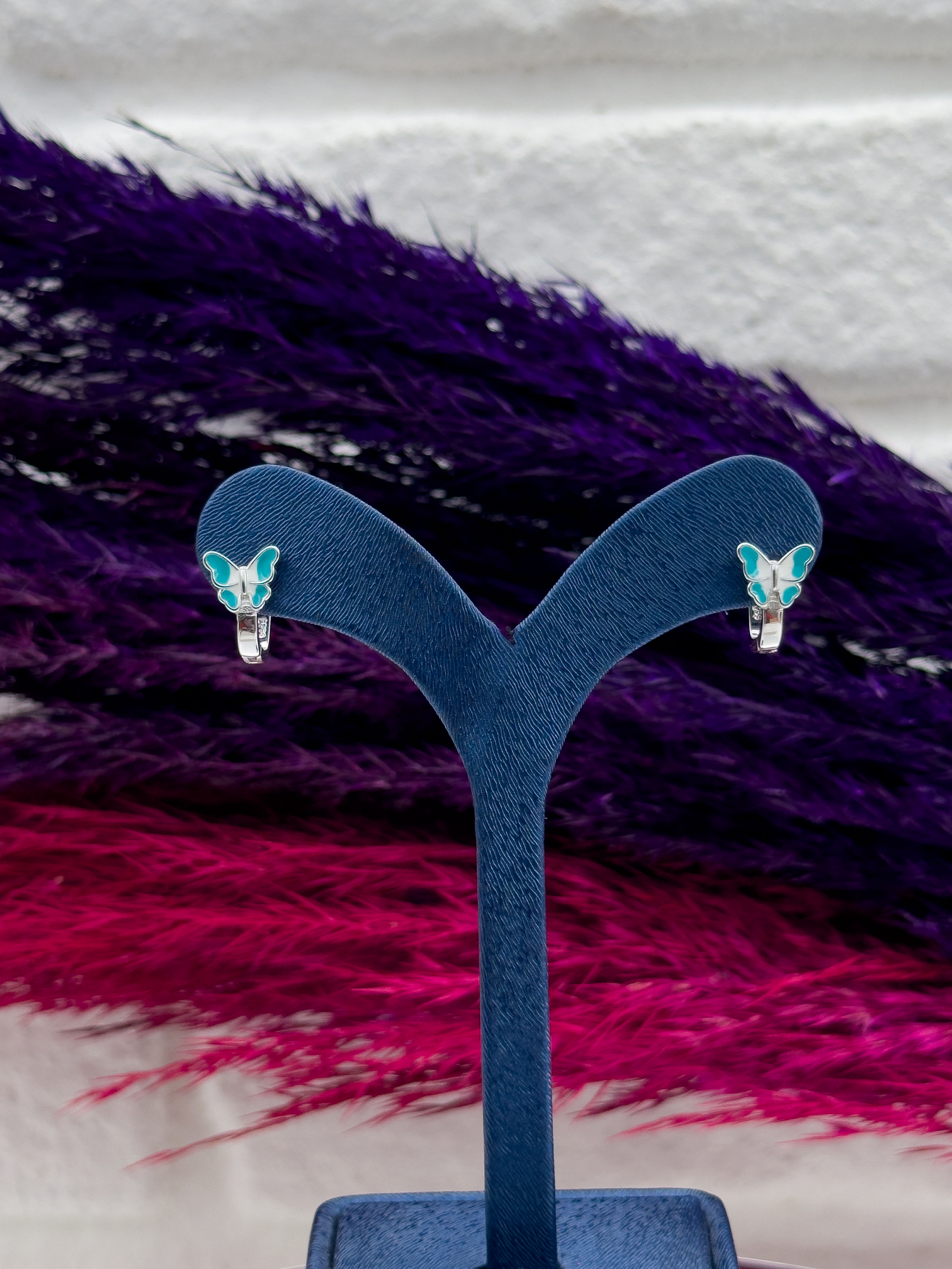 925 Ayar Gümüş Mineli Kelebek Tasarım Çocuk Küpesi – Kız Çocuklar İçin Zarif Gümüş Küpe