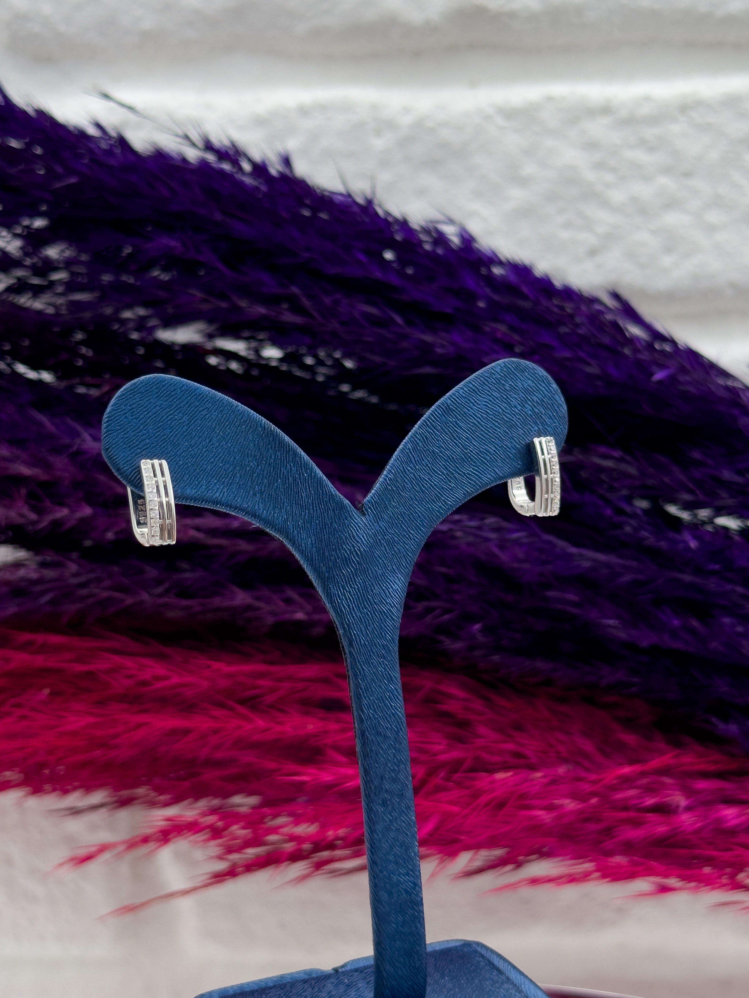 925 Ayar Gümüş Düz Tasarım Zarif Kız Çocuk Küpesi