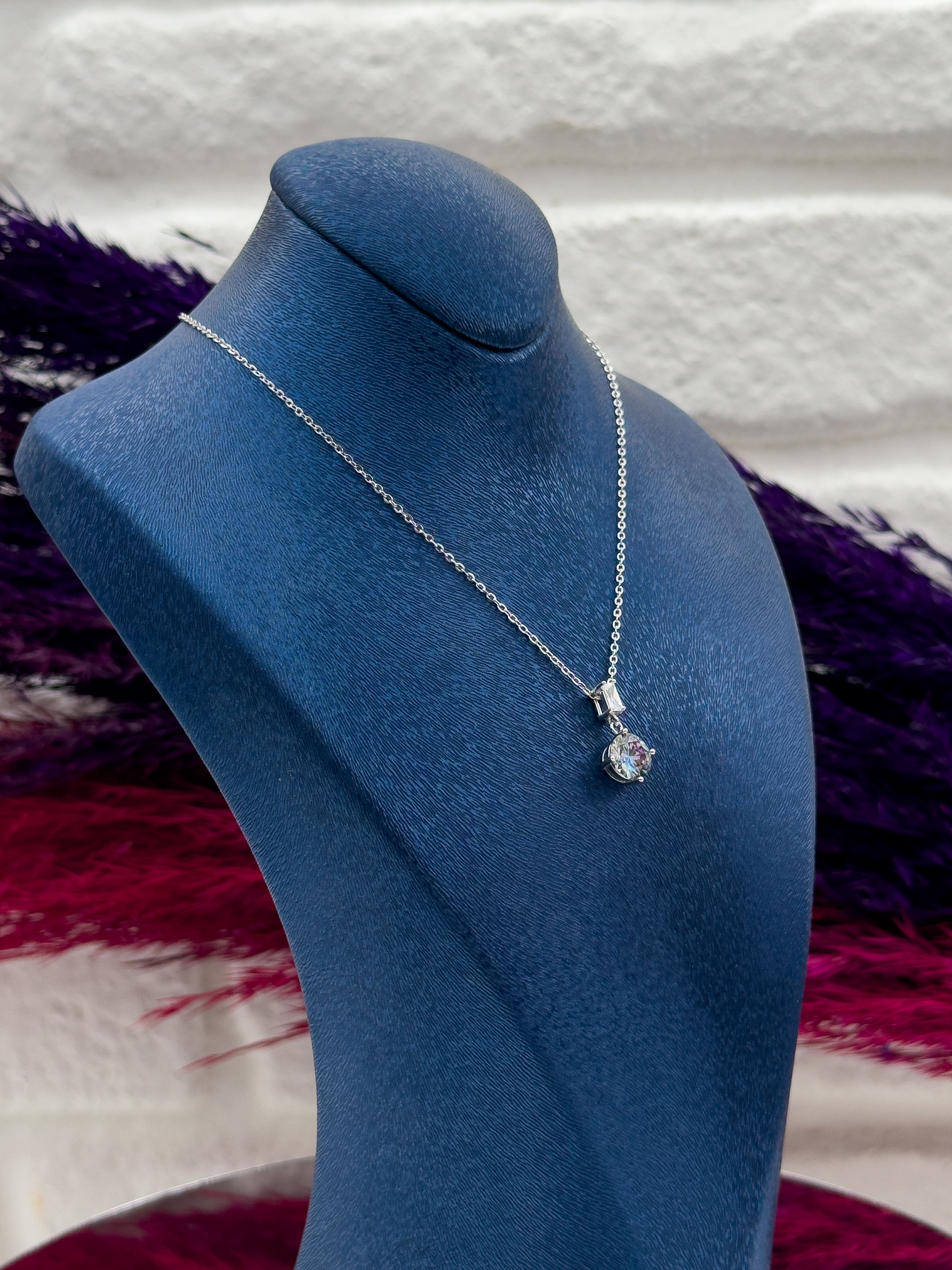 925 Ayar Gümüş Mistik Topaz Taşlı Özel Tasarım Zarif Kadın Kolye