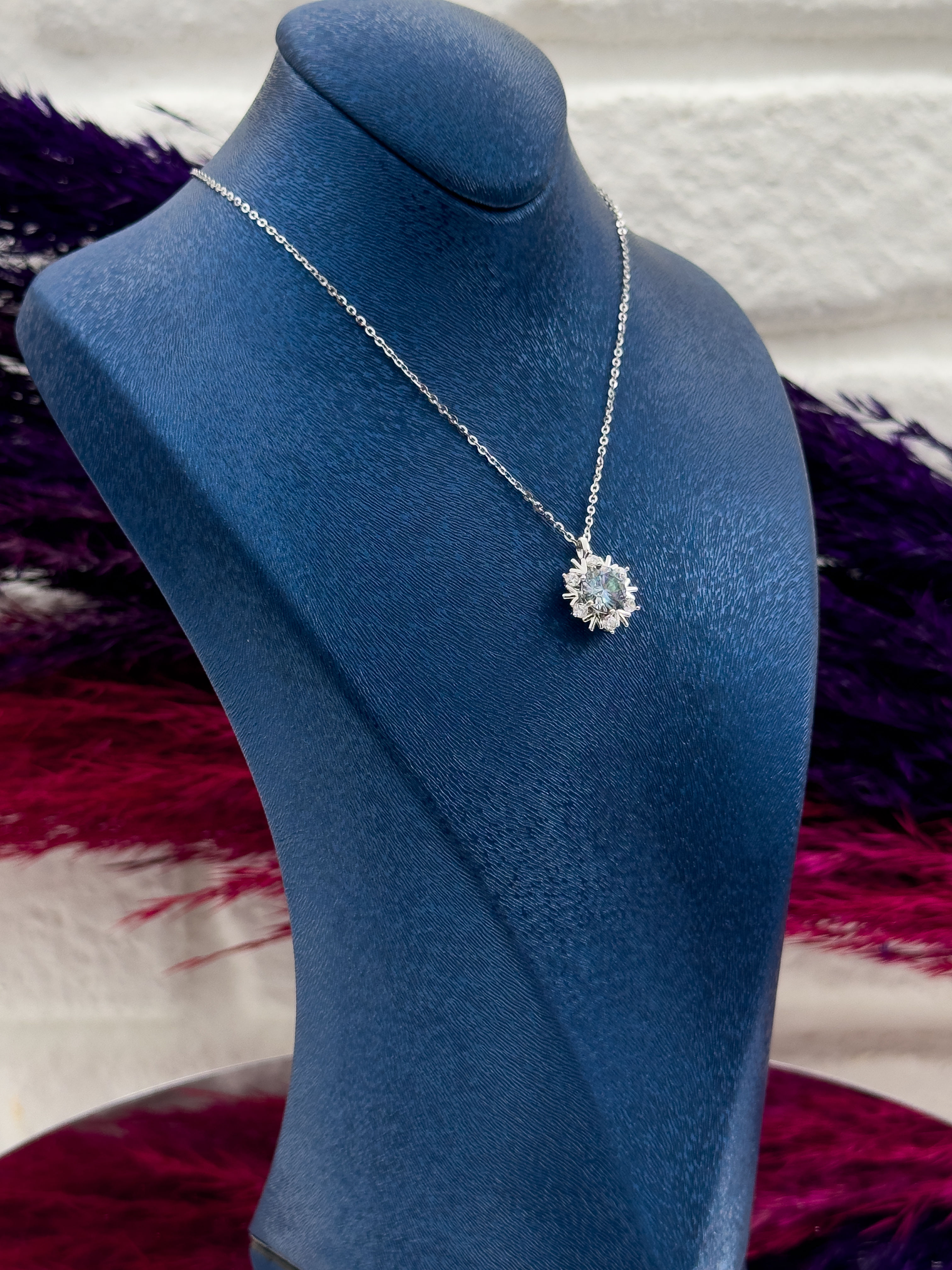 925 Ayar Gümüş Mistik Topaz Taşlı Kar Tanesi Tasarım Zarif Kadın Kolye