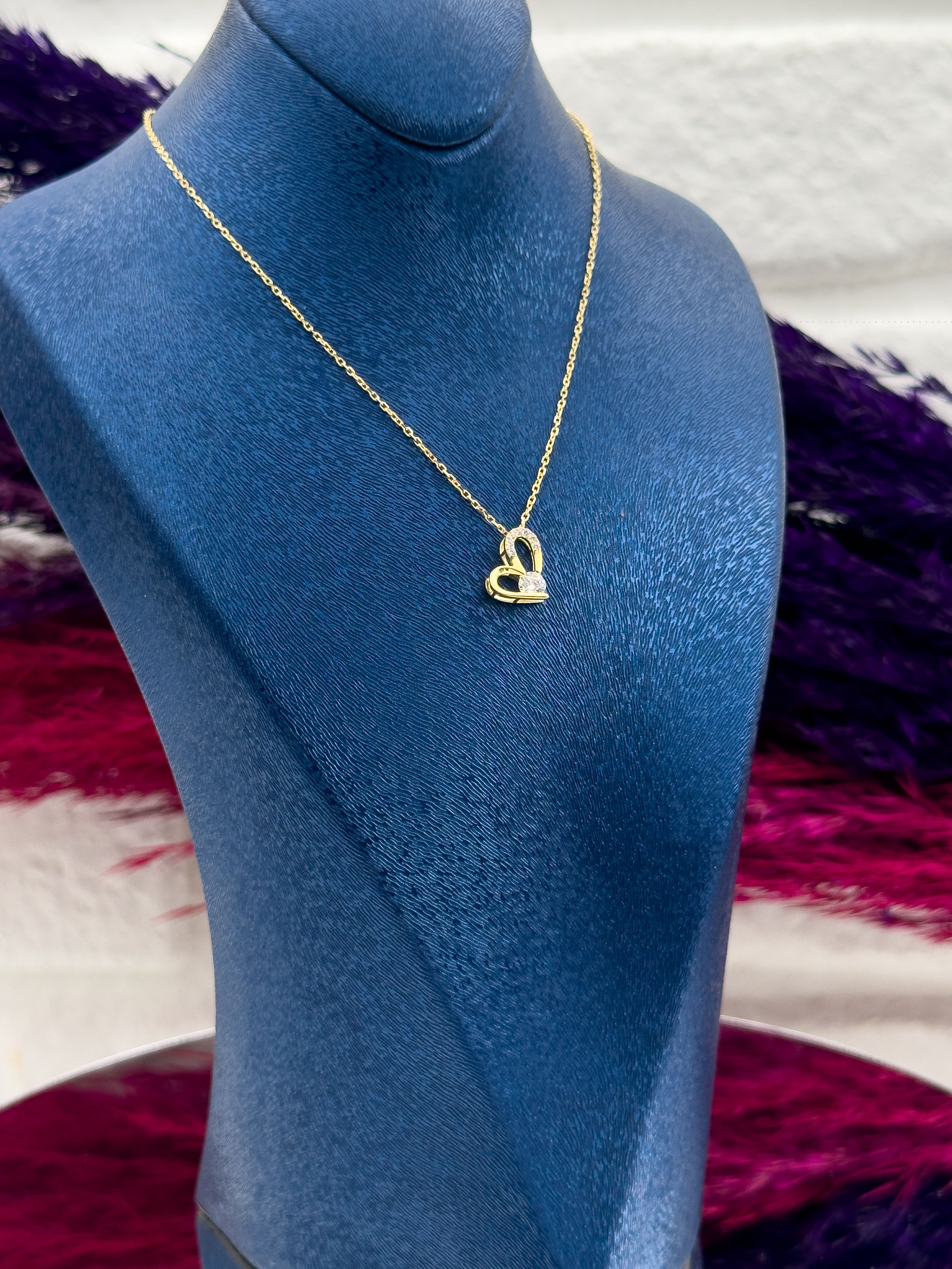 925 Ayar Gümüş Kalp Modeli Mosanite Taşlı Zarif Kadın Kolye