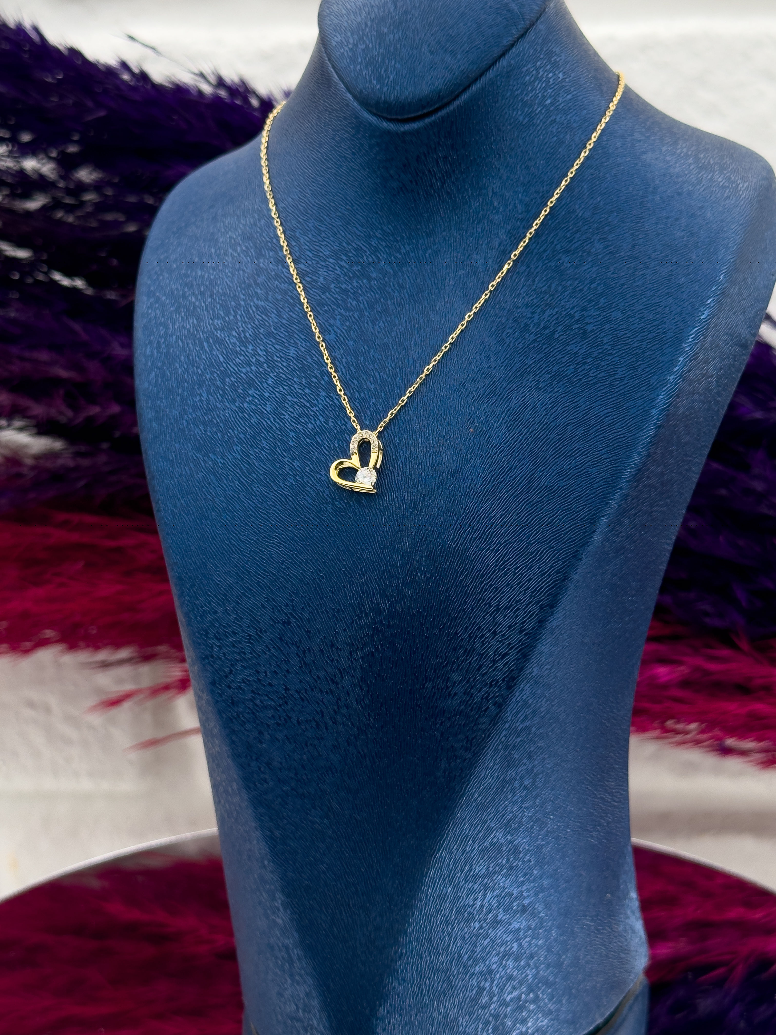 925 Ayar Gümüş Kalp Modeli Mosanite Taşlı Zarif Kadın Kolye