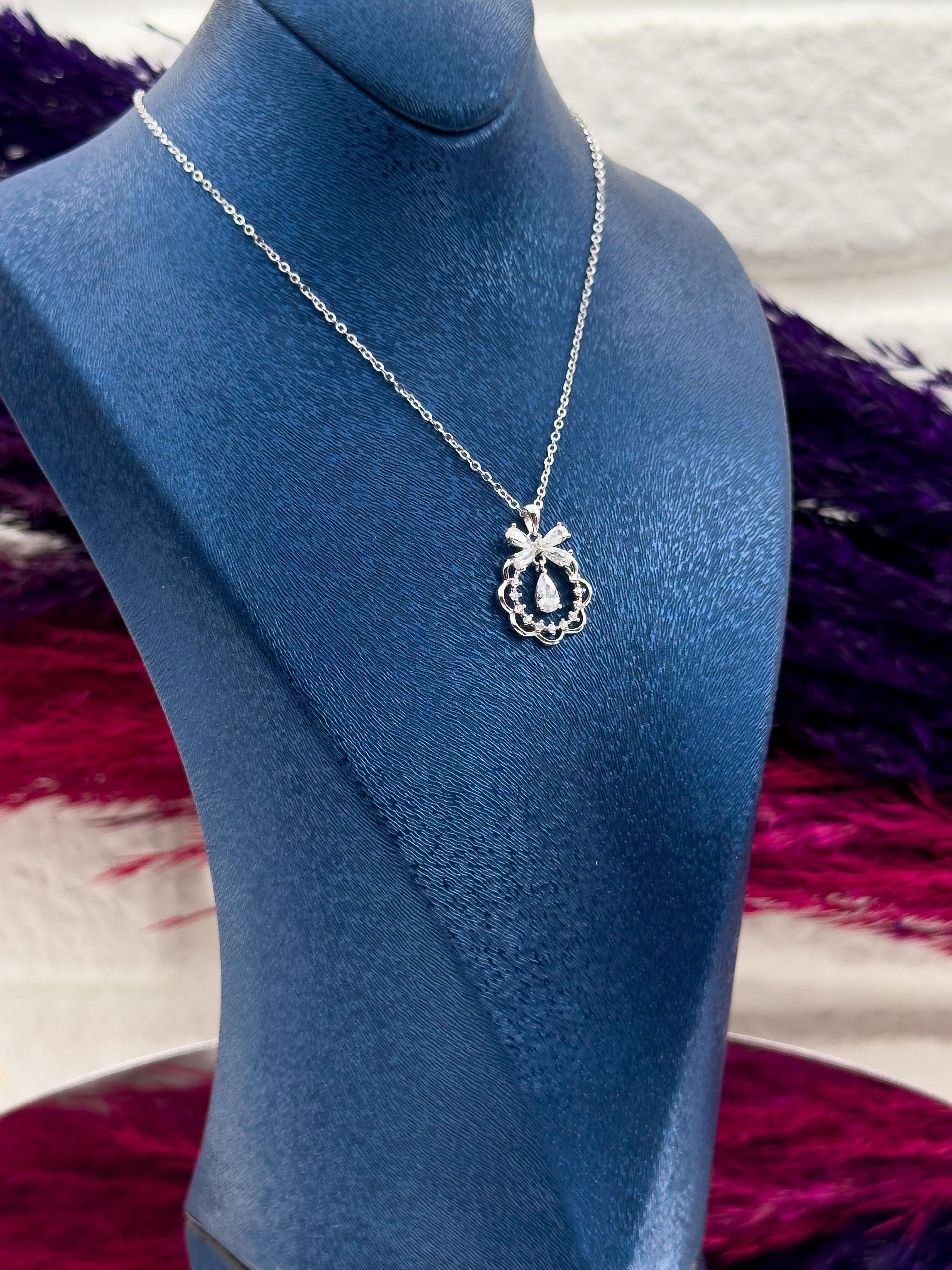 925 Ayar Gümüş Özel Tasarım Damla Kurdela Desenli Popüler Kadın Kolye