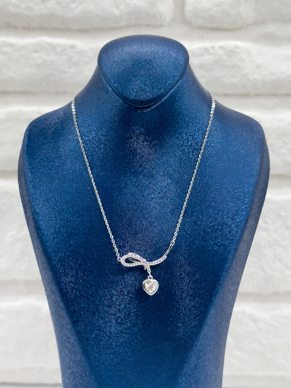 Kalpli Spor Kadın Gümüş Kolye - Kalpli Kolye