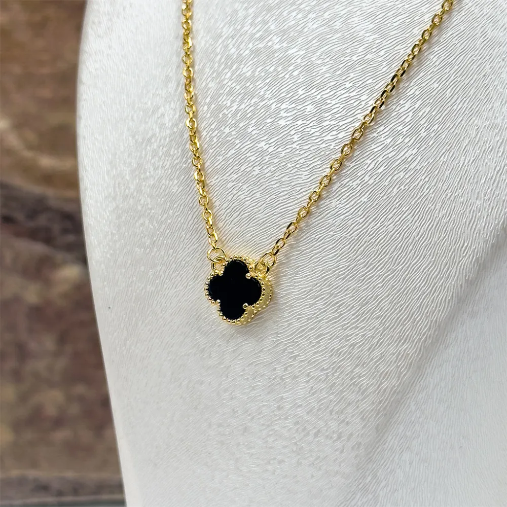Gold Renk Onix Taşlı Gümüş Kolye