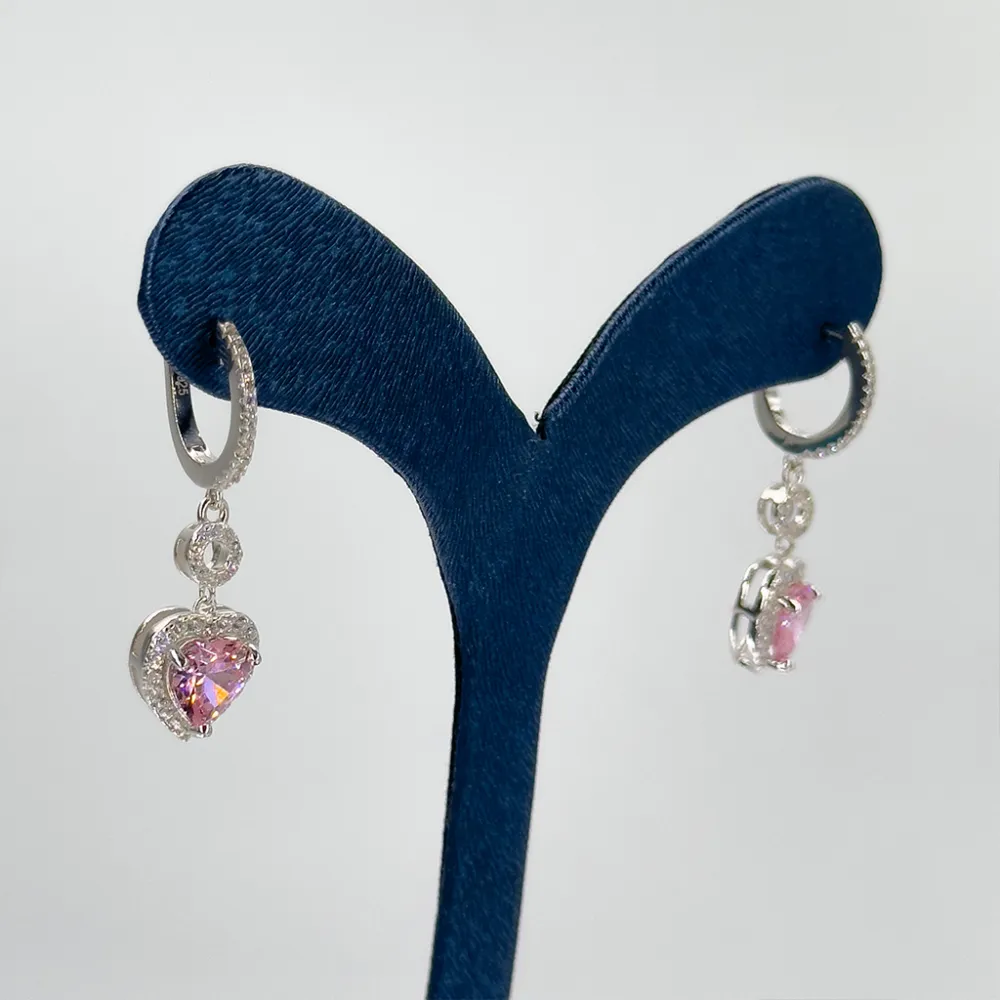 Pembe Kuvars Sallamalı Gümüş Küpe