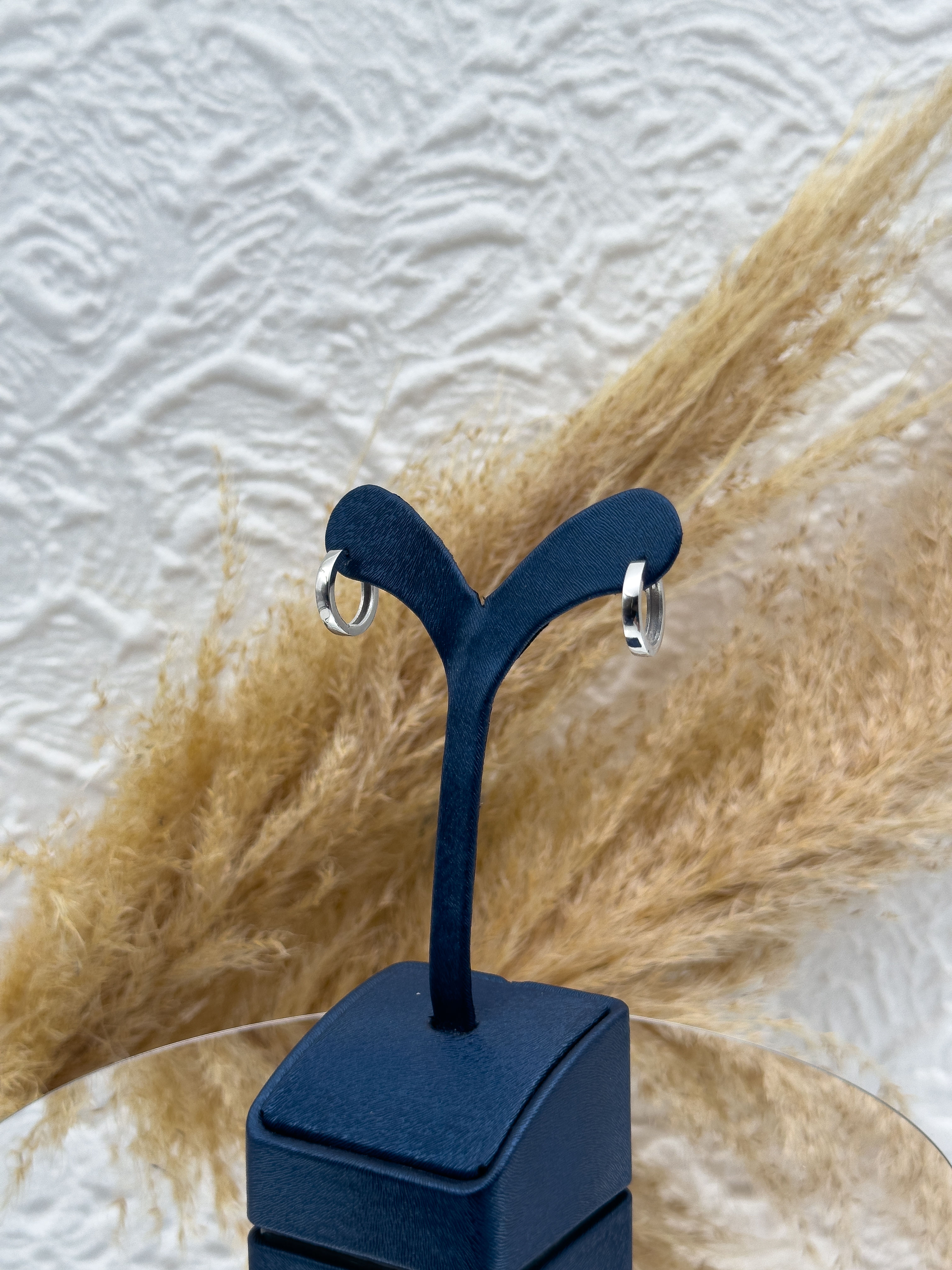 925 Ayar Gümüş Düz Kesim Taşsız Spor Halka Küpe – Minimal Günlük Kadın Küpe