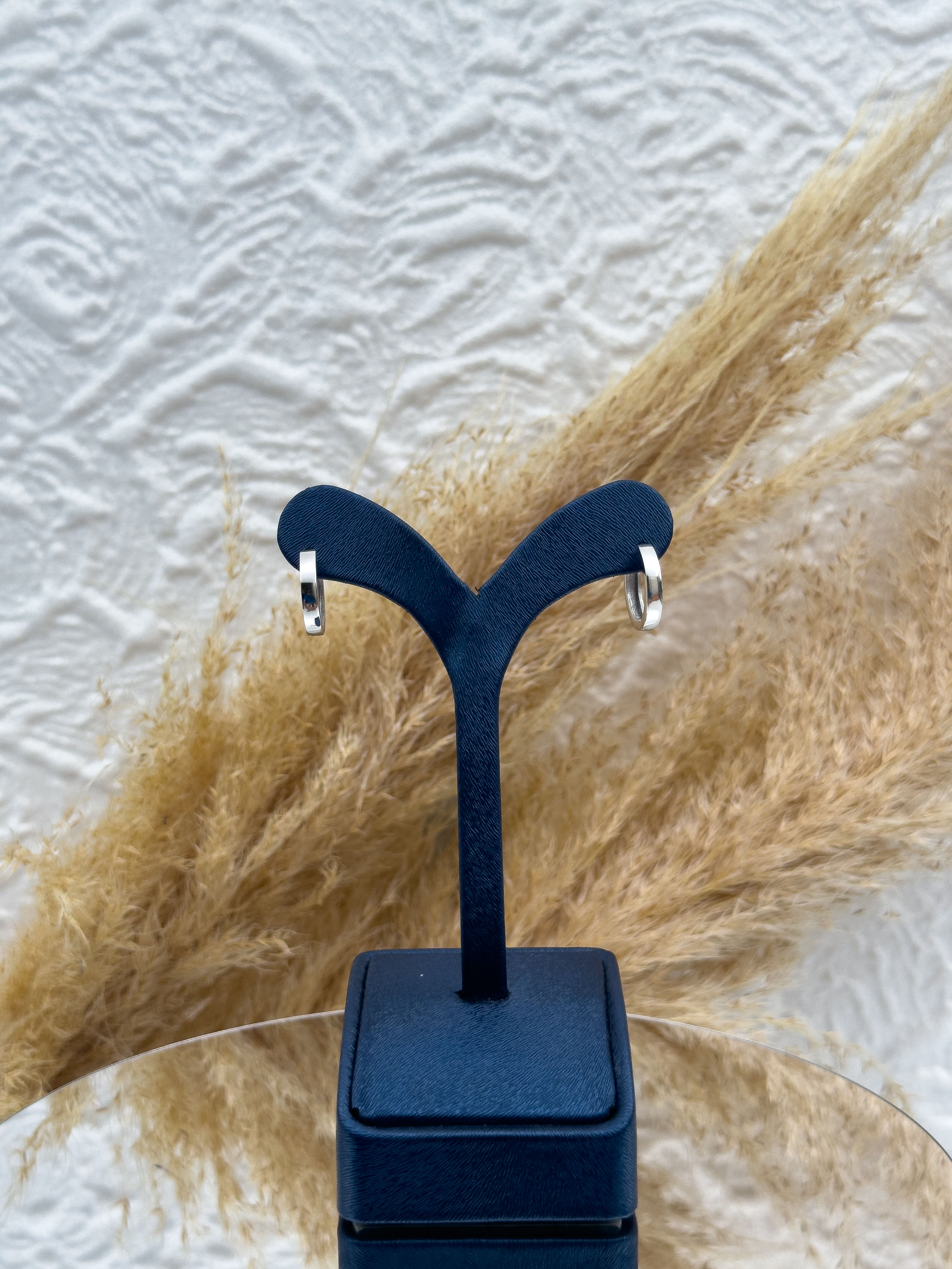 925 Ayar Gümüş Düz Kesim Taşsız Spor Halka Küpe – Minimal Günlük Kadın Küpe