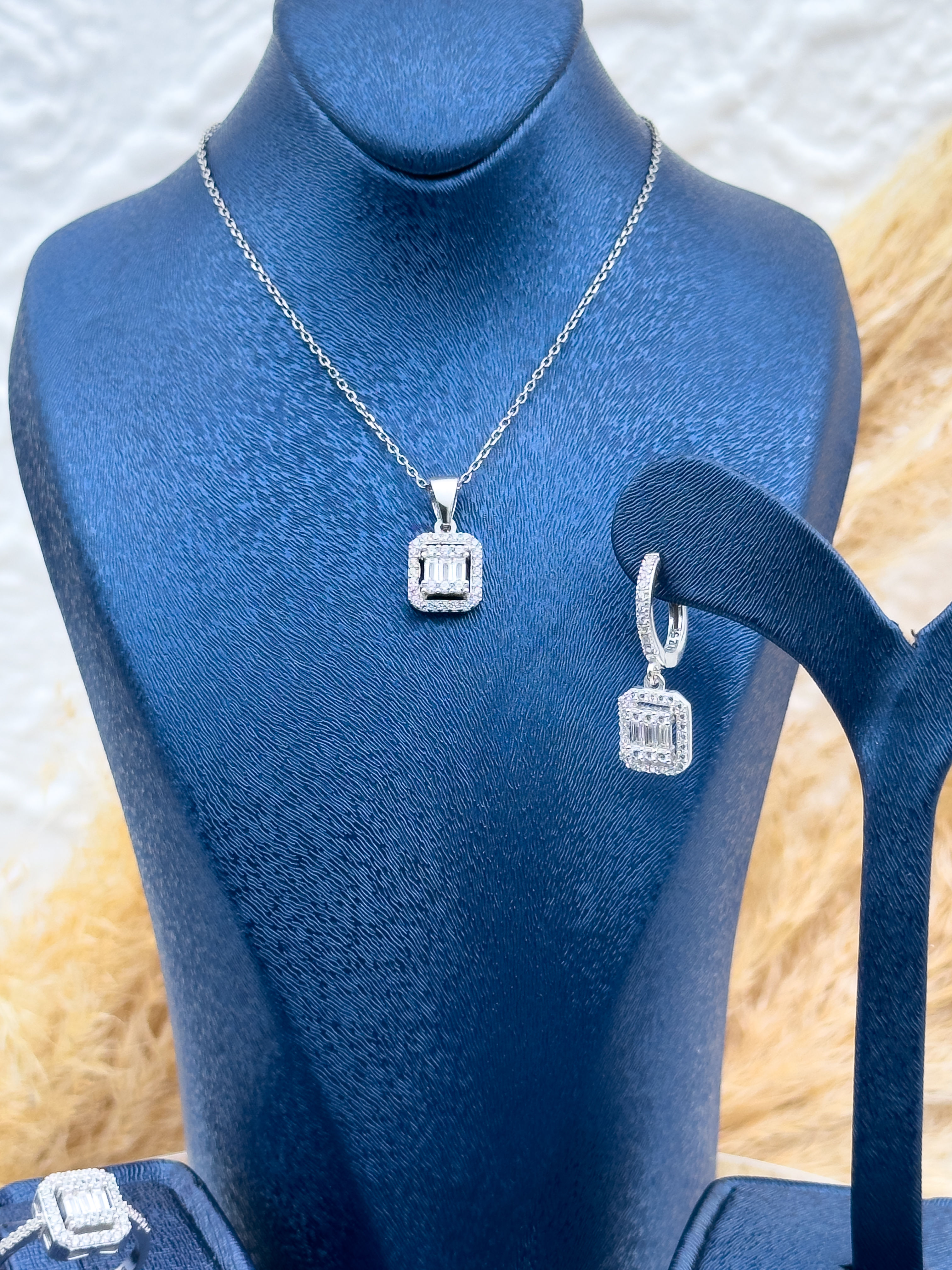 925 Ayar Gümüş Pırlanta Montür Baget Taşlı 3’lü Kadın Takı Seti