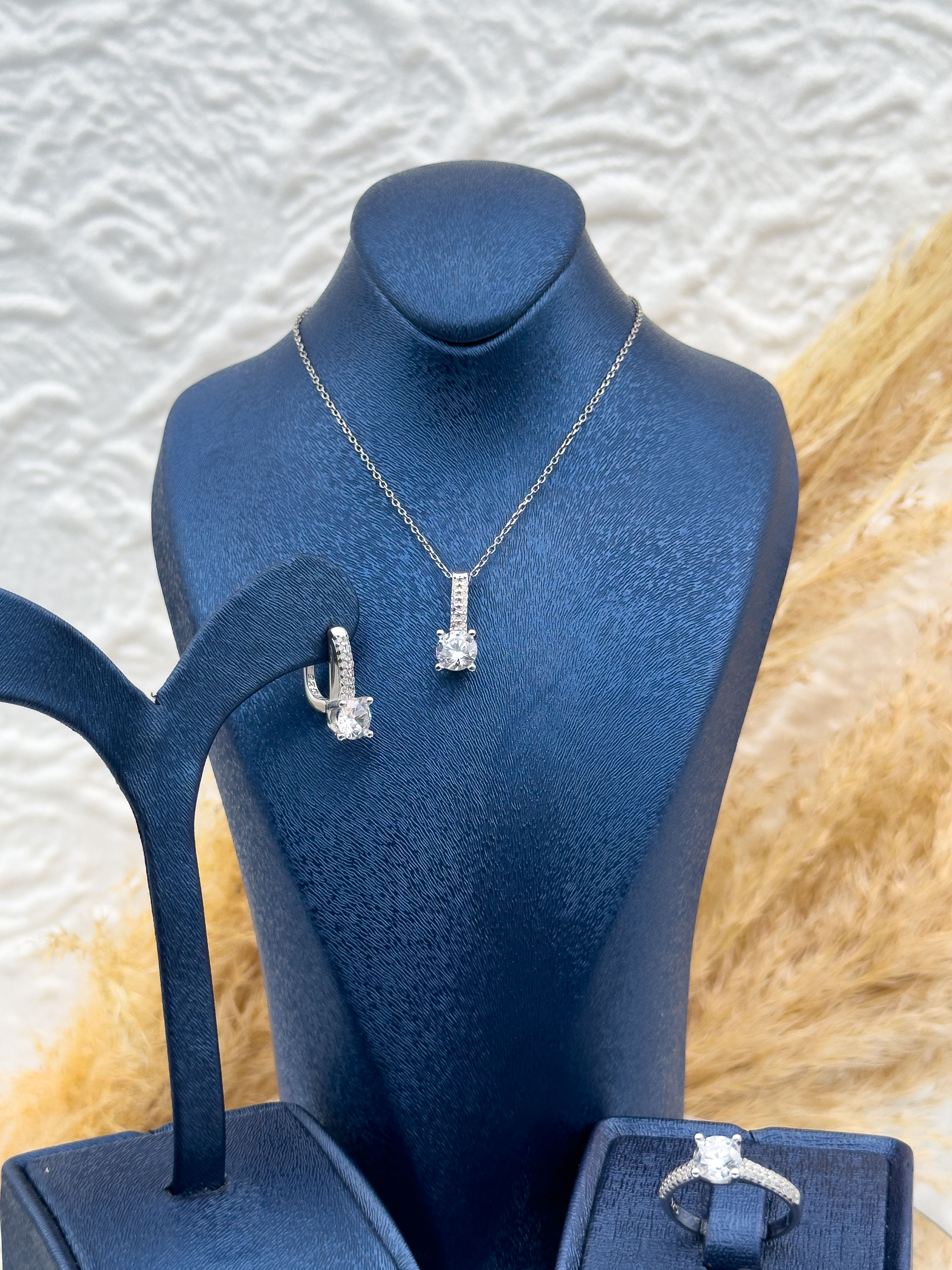 925 Ayar Gümüş Pırlanta Montür Tektaş Lüks 3’lü Kadın Takı Seti