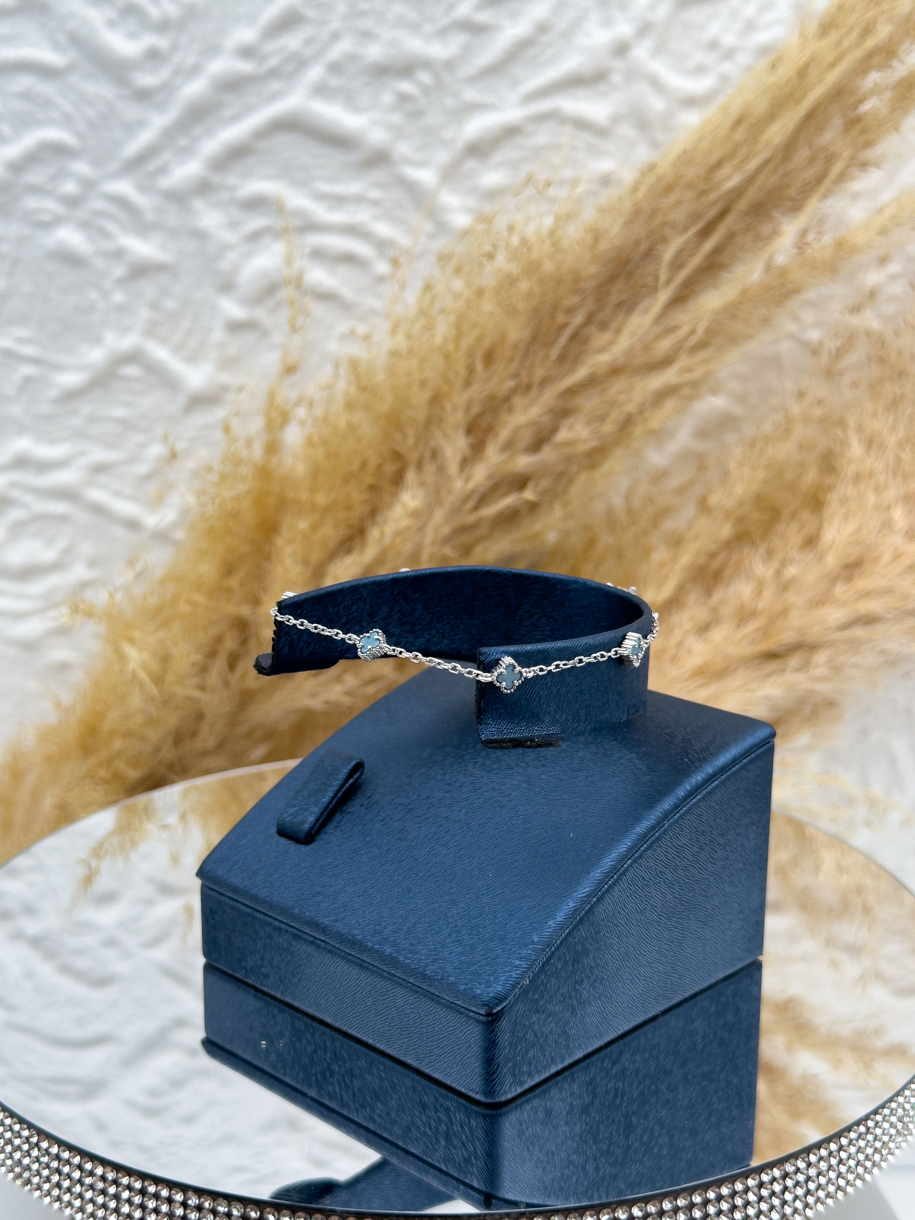 925 Ayar Gümüş Firuze Taşlı Yonca Kadın Bileklik – Zarif ve Şık Tasarım