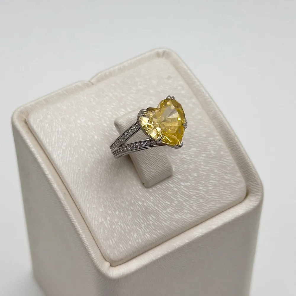 Sitrin Taşlı Gümüş Yüzük