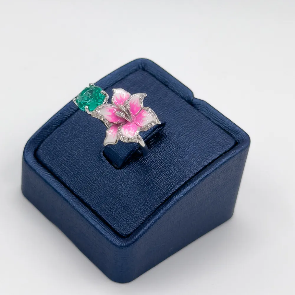 Mineli Paraiba Taşlı Gümüş Yüzük