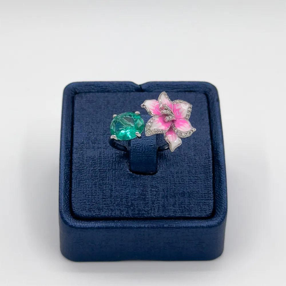 Mineli Paraiba Taşlı Gümüş Yüzük